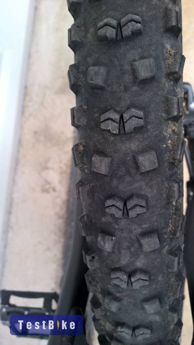 Használt Continental Mountain King II BlackChili