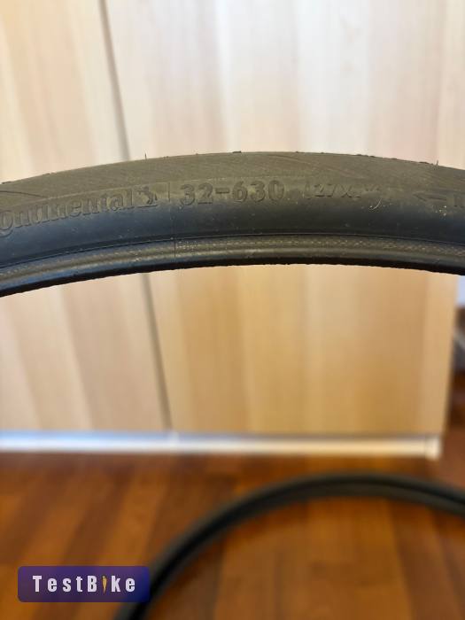 2db Új Continental Ultrasport 630x32/ 27x 1 3/4