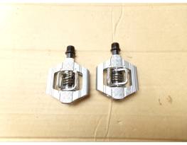 Használt Crank Brothers Candy2 Grey Patent Pedál. Újszerű ál