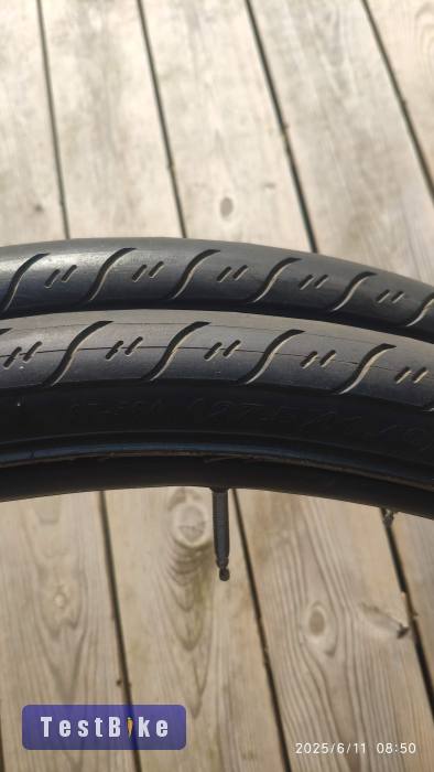 Használt CST C1384 Traveller City Classic 27,5x1,4 (38-584) 