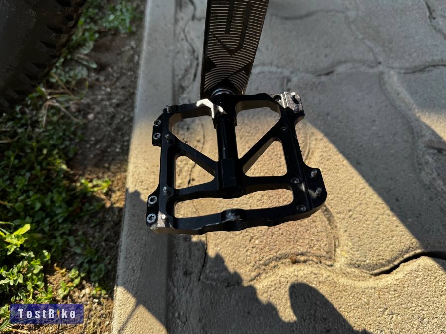 Használt Cube Analog eladó