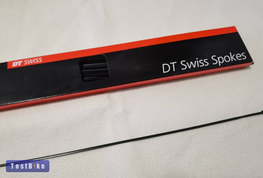 Használt DT Swiss kard küllő eladó