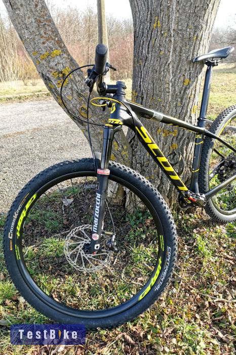 Használt Eladó egy Scott RC-900-as