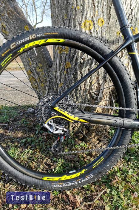 Használt Eladó egy Scott RC-900-as