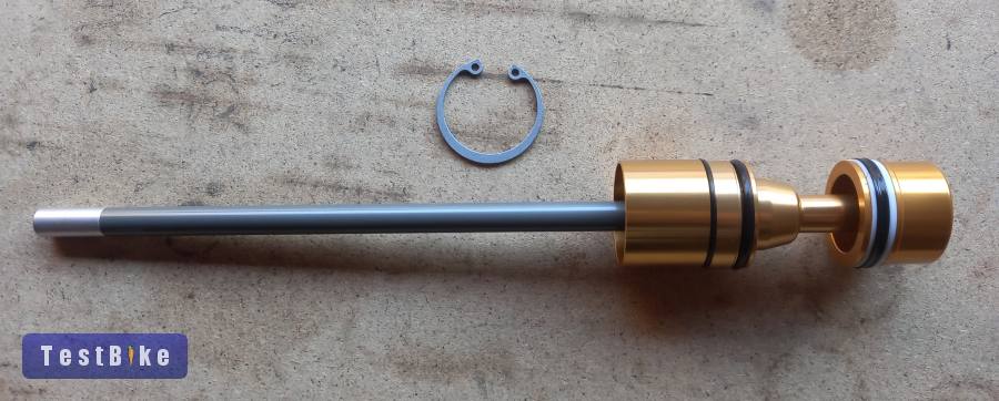 Használt Eladó Rock Shox ZEB 180mm Debonair+ nyomórúd