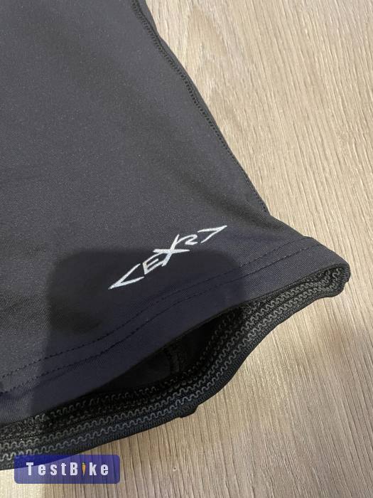Használt Endura Xtract Gel rövidnadrág eladó