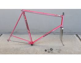 Használt F. Moser Super Prestige Pernod vázszett eladó