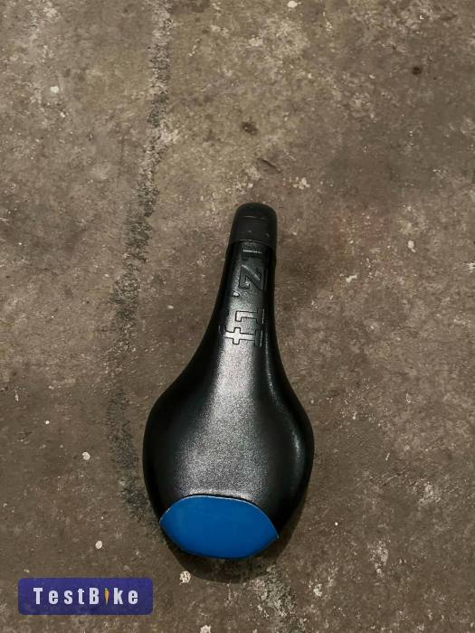 Használt Fizik nyereg eladó