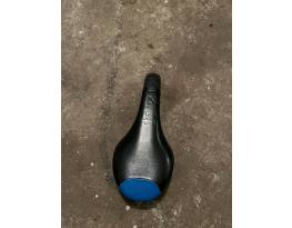 Használt Fizik nyereg eladó