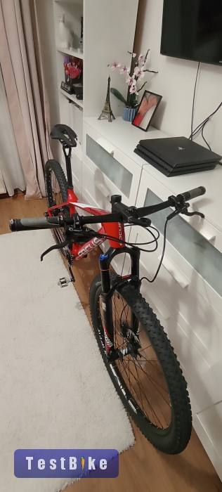 Használt Focus Raven Full karbon 29'-er eladó