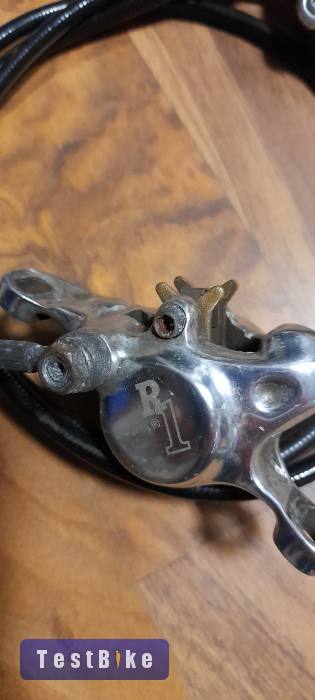 Használt Formula R1 eladó