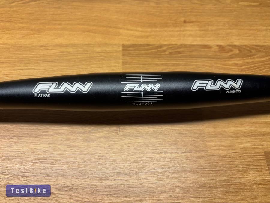 Használt Funn Flat 31,8x580 mm kormány 161g