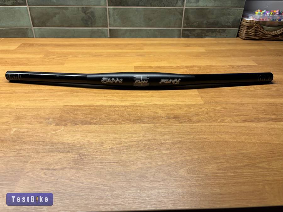 Használt Funn Flat 31,8x580 mm kormány 161g