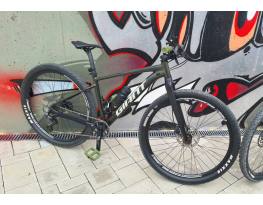 Használt Giant Talon Hardtail alu/karbon kerékpár 