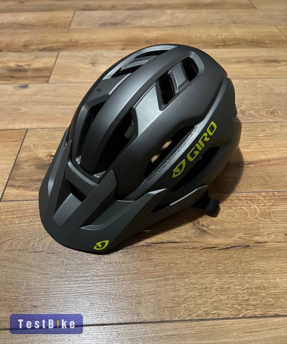 Használt Giro Fixture II mips sisak