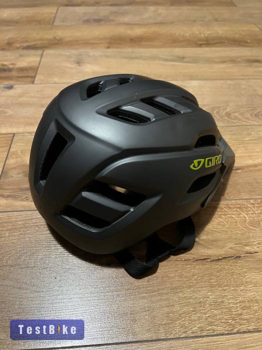Használt Giro Fixture II mips sisak