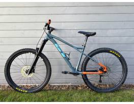 Használt GT Avalanche Comp 27,5” M