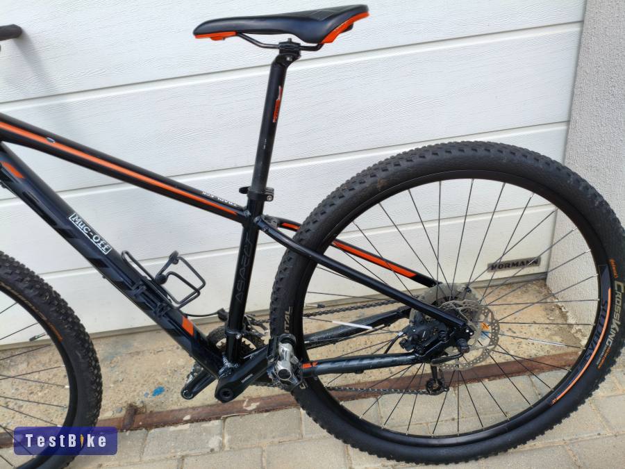 Használt jó allapotú Scott aspect