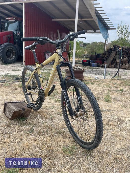 Használt Kona Stuff eladó