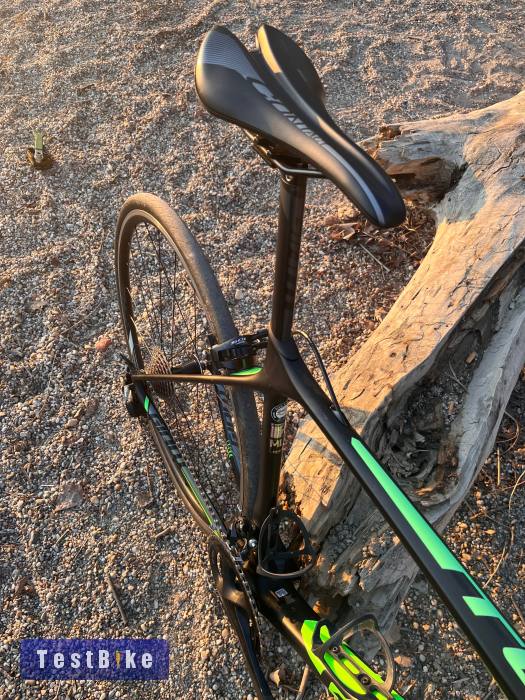 Használt M/L Giant TCR Advanced 2 eladó