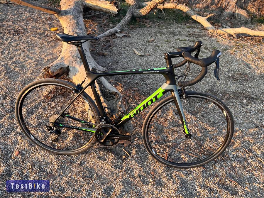 Használt M/L Giant TCR Advanced 2 eladó