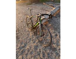 Használt M/L Giant TCR Advanced 2 eladó