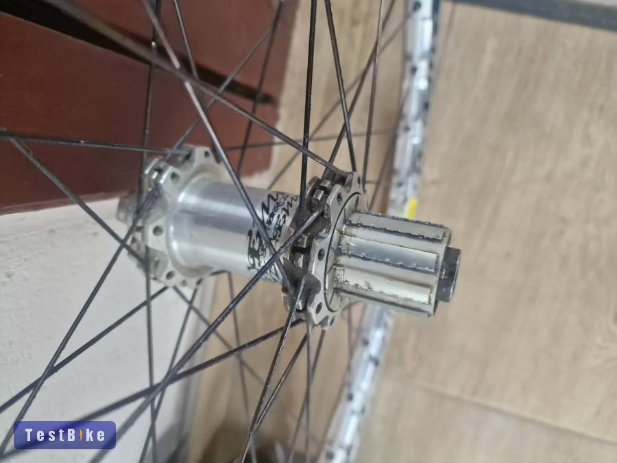 Használt Mavic DeeMax eladó