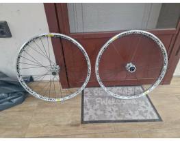 Használt Mavic DeeMax eladó komplett kerék