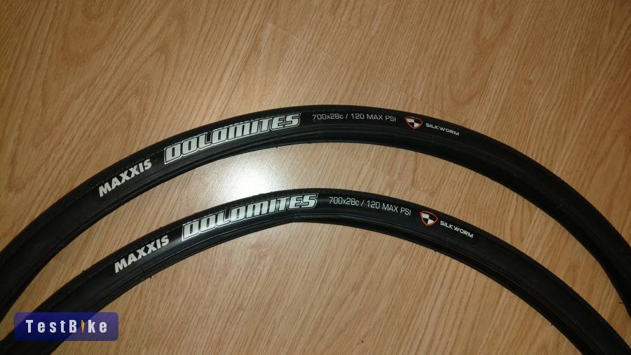 Használt Maxxis Dolomites 700x28c gumik