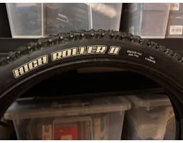 Új Maxxis High Roller II párban eladó