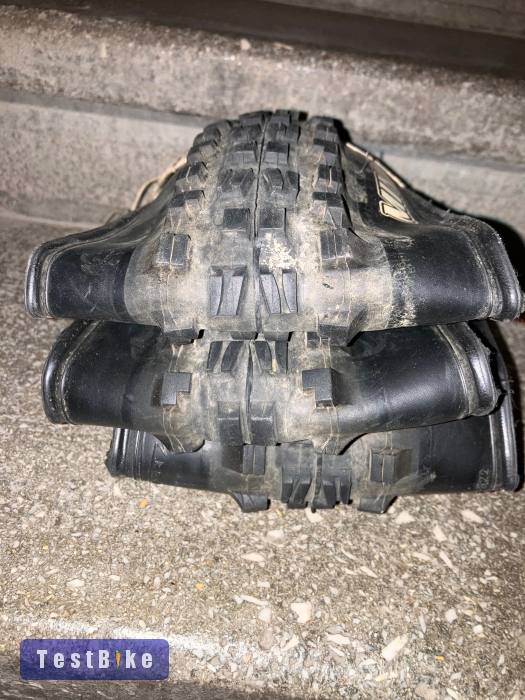 Használt Maxxis Minion DH Front eladó 29x2.3