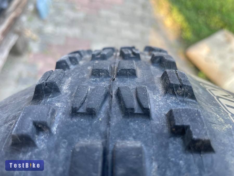 Használt Maxxis Minion DH Front eladó