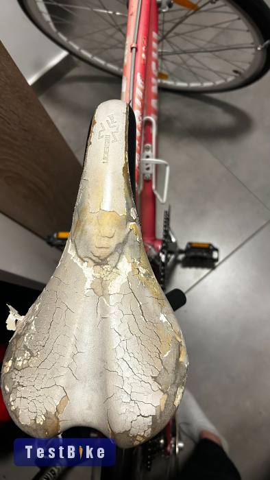 Használt Merida X-Mission Race nyerget keresek