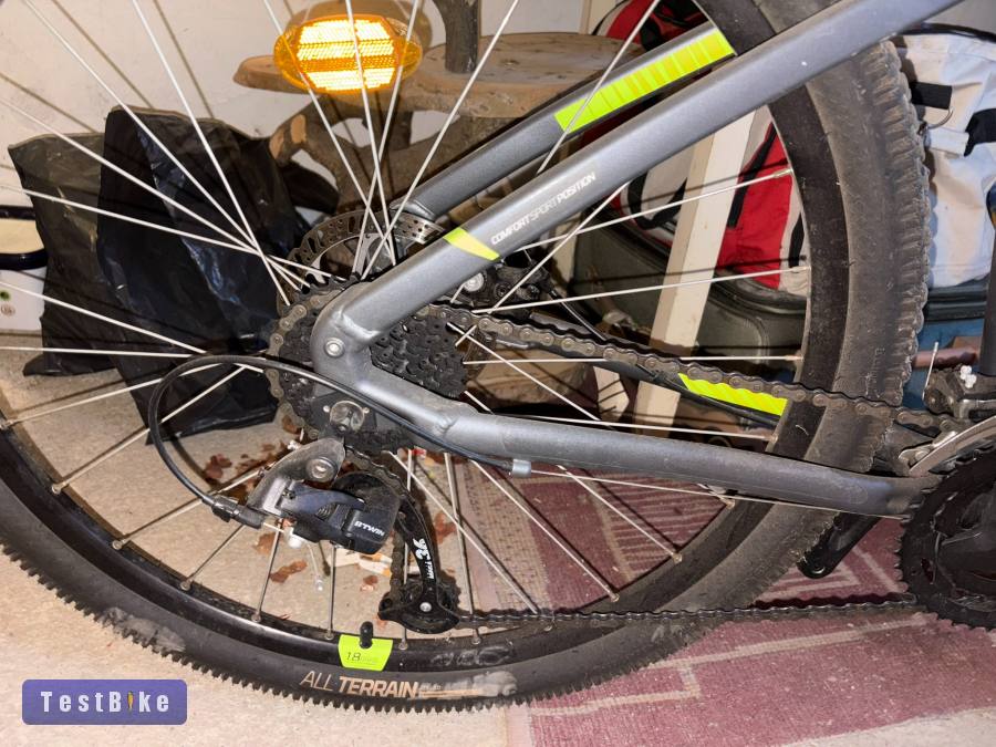 Használt MTB Rockrider ST 520 V2 - szürke/sárga eladó