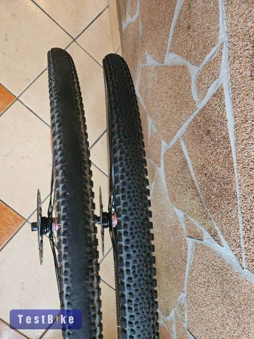 Használt Novatec WTB gravel kerékszett