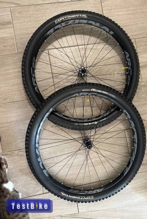 Használt RaceFace 29es boostos kerékszett eladó