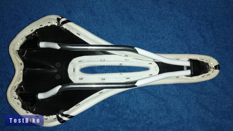 Használt Ritchey Biomax WCS fehér nyereg eladó