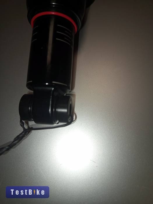 Használt Rock Shox Deluxe eladó