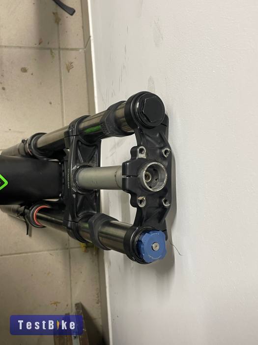 Használt Rock Shox Domain RC DualCrown Coil r eladó