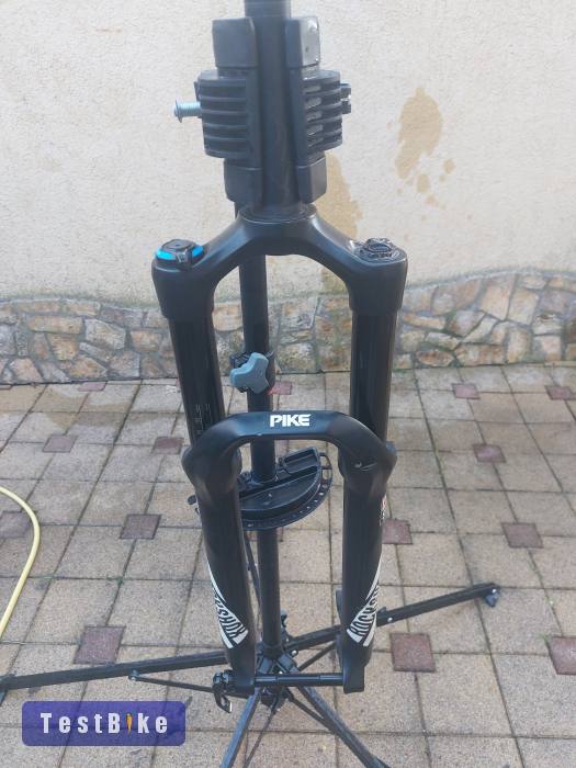 Használt Rock Shox Pike RCT3 Solo Air eladó