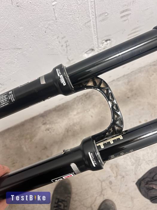 Használt Rock Shox Pike RCT3 Solo Air eladó