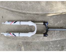 Használt! ROCK SHOX RECON 120mm-es teló fura hibával