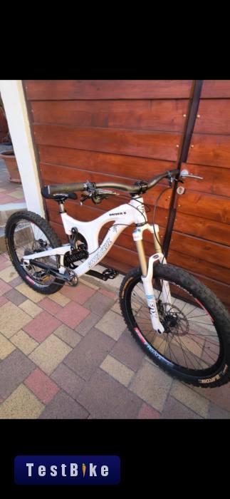 Sziasztok eladó szeretett Santa cruz driver 8-am