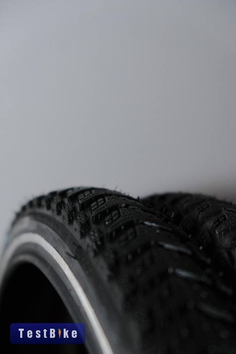 Használt Schwalbe Marathon GT 365 HS475 eladó