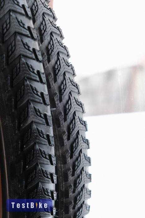 Használt Schwalbe Marathon GT 365 HS475 eladó