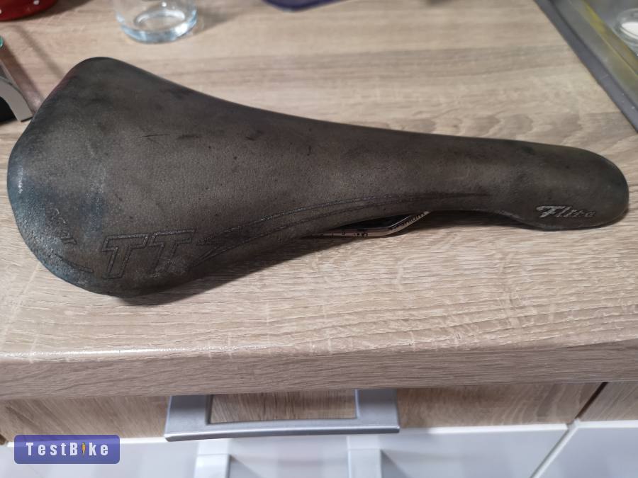 Használt Selle Italia Flite Carbonio eladó