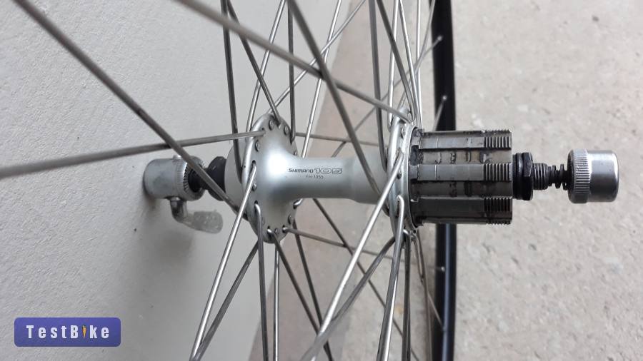 Használt Shimano 105 (1055) agy + Mavic / Rigida felnin