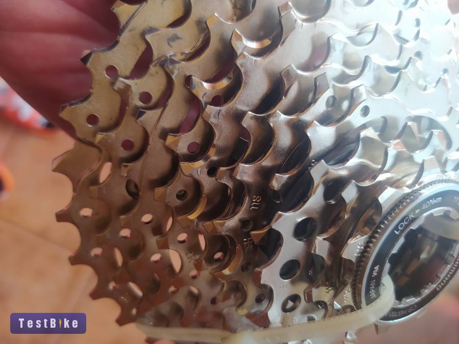 Új Shimano CS-HG700 (105) 11-34 es sor