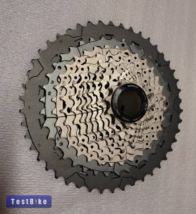 Új Shimano Deore XT (CS-M8000) 11s 11-46 sor eladó