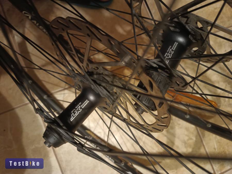 Használt Shimano Deore XT Alexrims kerék szett 26"